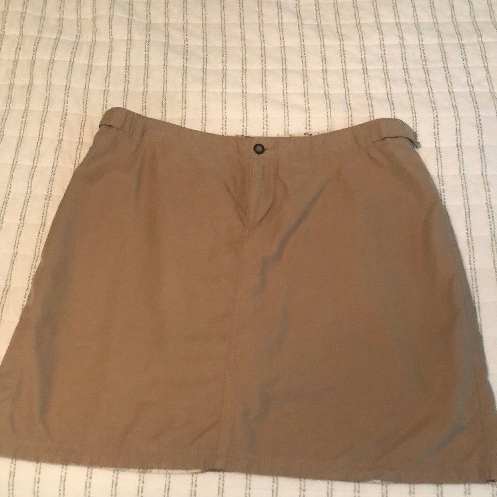Horney Toad skort size 10